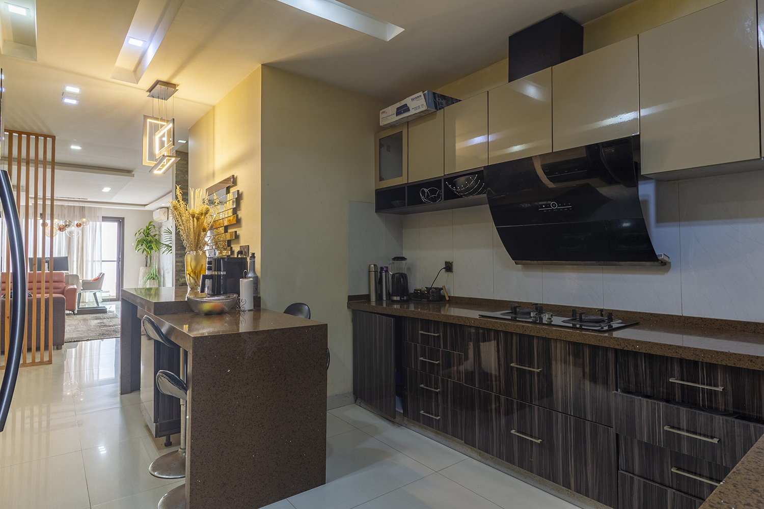 F5 de 210 m2 haut de gamme à vendre à Yoff